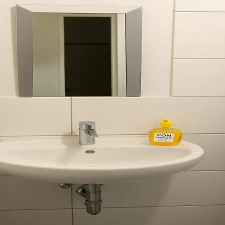 Marie Zentral Bequem * היילברון